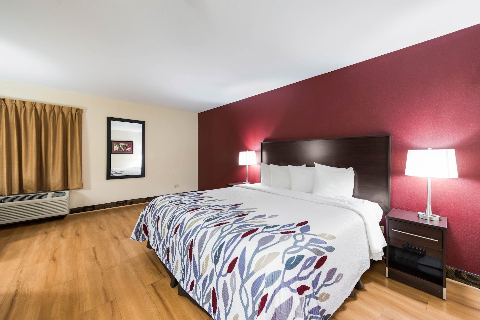 Red Roof Inn & Suites Monee Eksteriør bilde